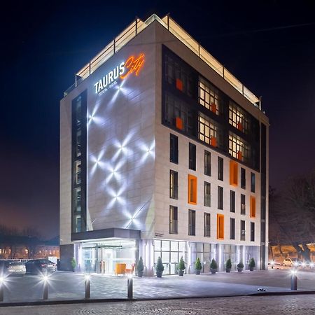 Taurus City Hotel Lviv Exterior photo